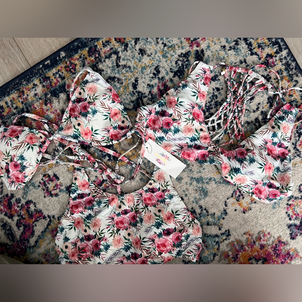Bundle 3 house of Flynn playa swim tops